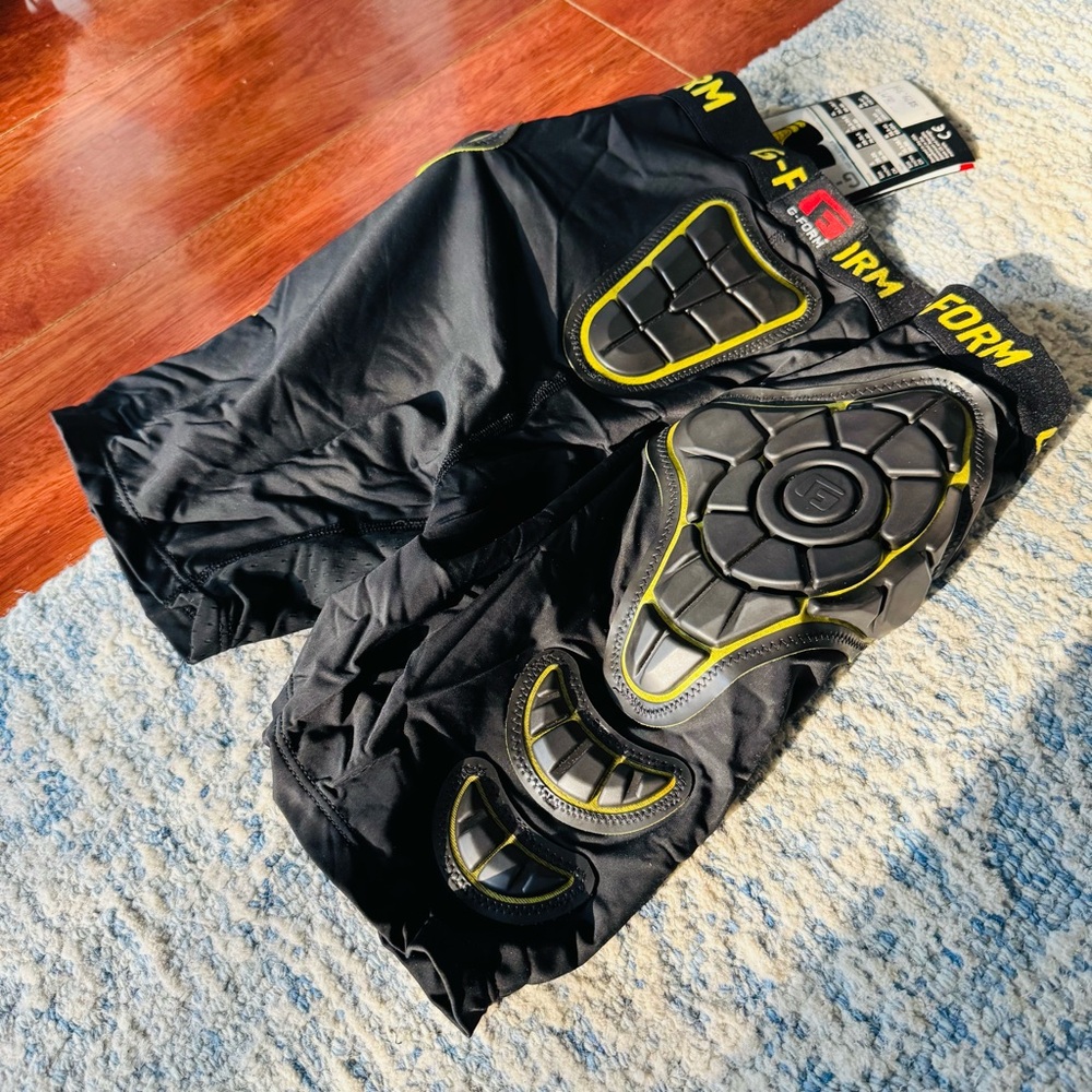 G-Form Women’s Pro-X Compression Shorts – Medium